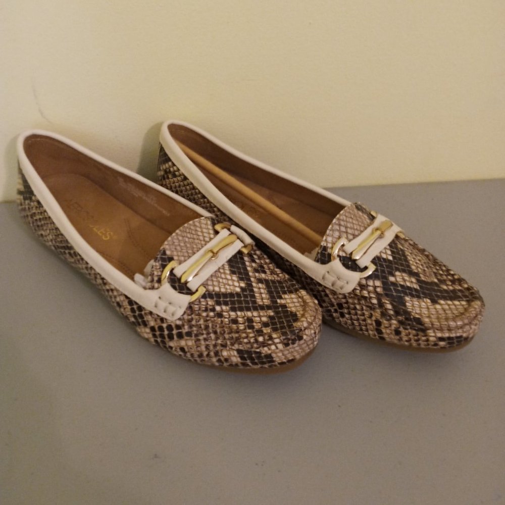 Aerosoles Women's Drive Along Snake Print Loafer 6M - NEW without box